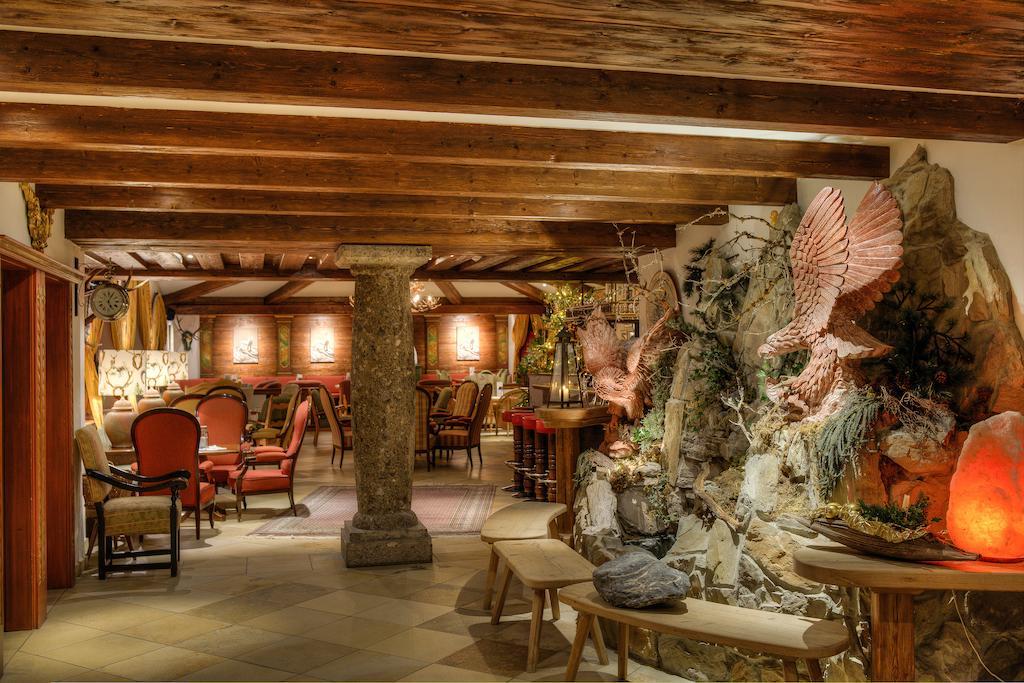Hotel Jaegerwirt Kitzbühel Exterior foto